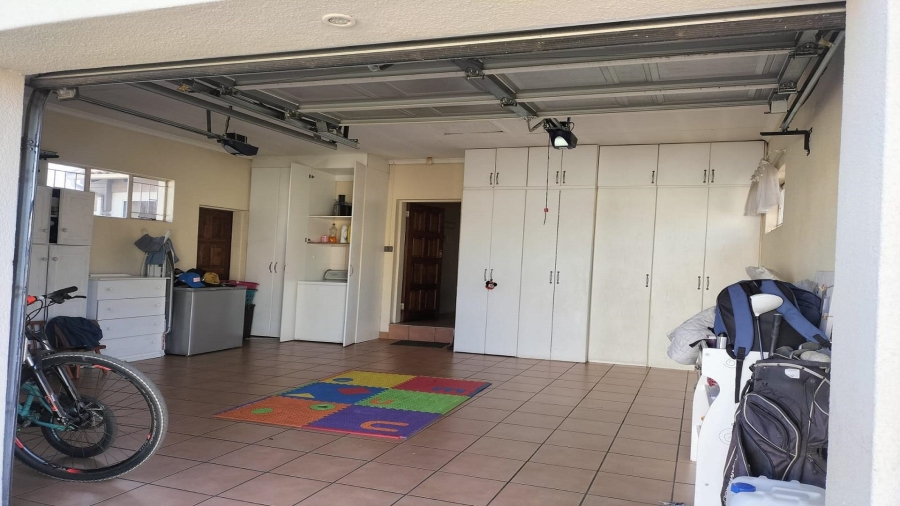 2 Bedroom Property for Sale in Vaalpark Free State